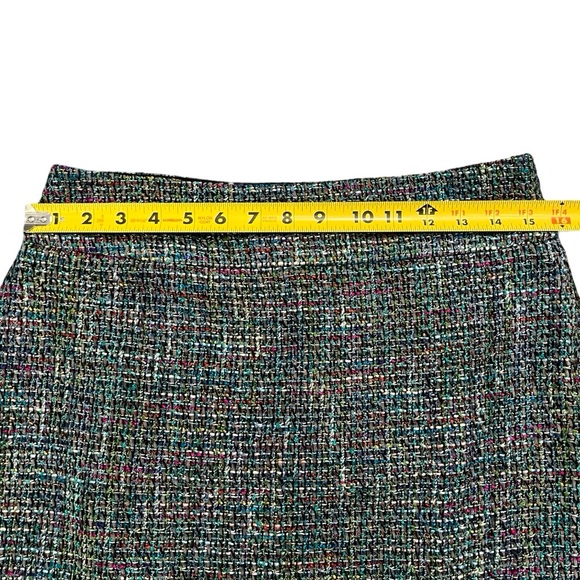 ⭐️ LOFT Shimmery Skirt | Textured | Mini | Size 2 | Side Zip | Fully Lined - Picture 6 of 8